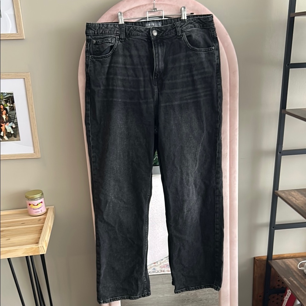 Women’s Black Jeans